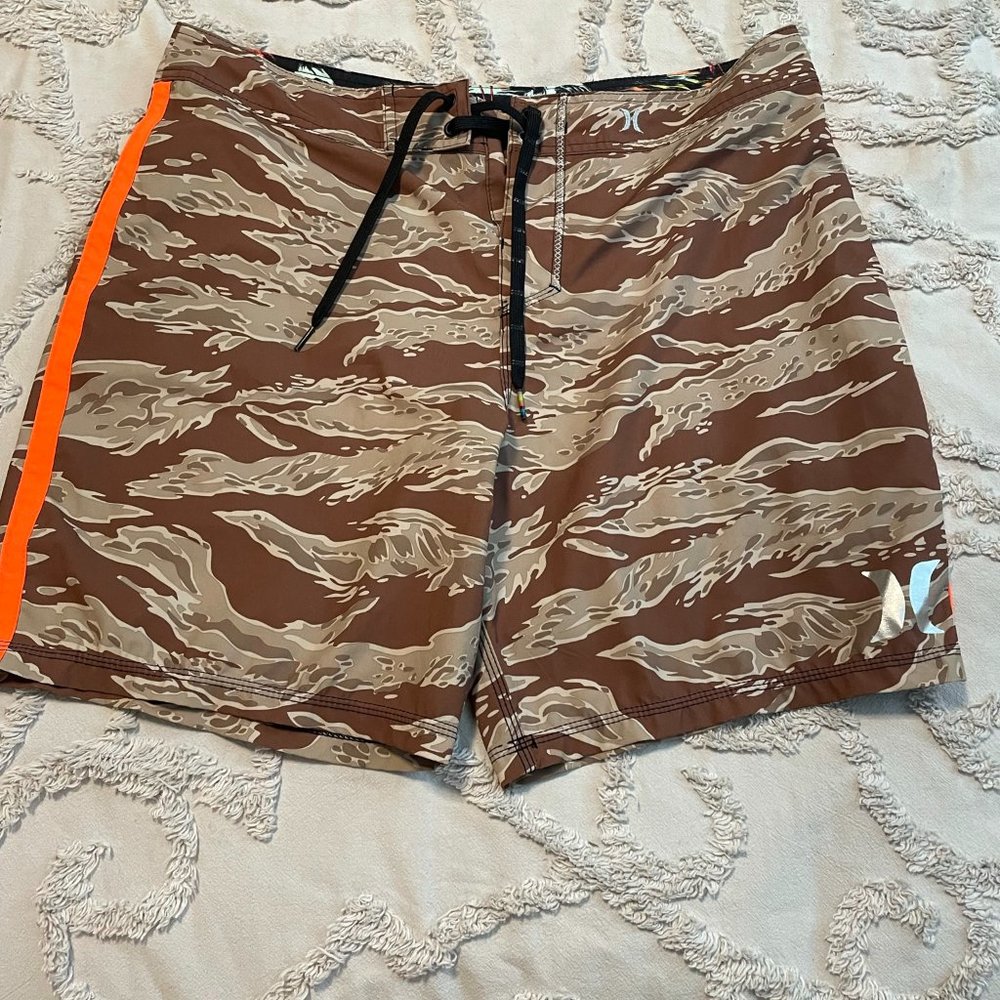 Hurley mens camo swim trunks 34